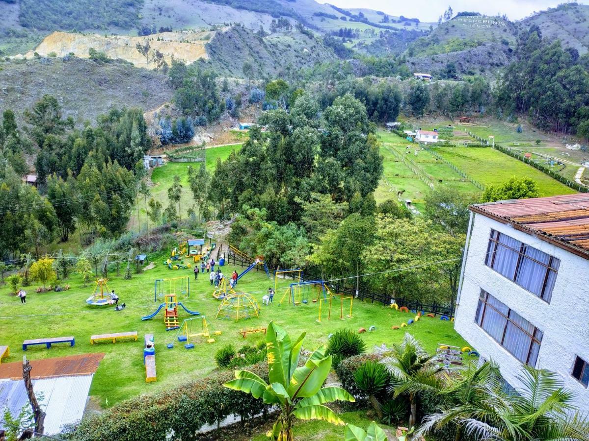Hotel Rural La Esperanza スエスカ エクステリア 写真